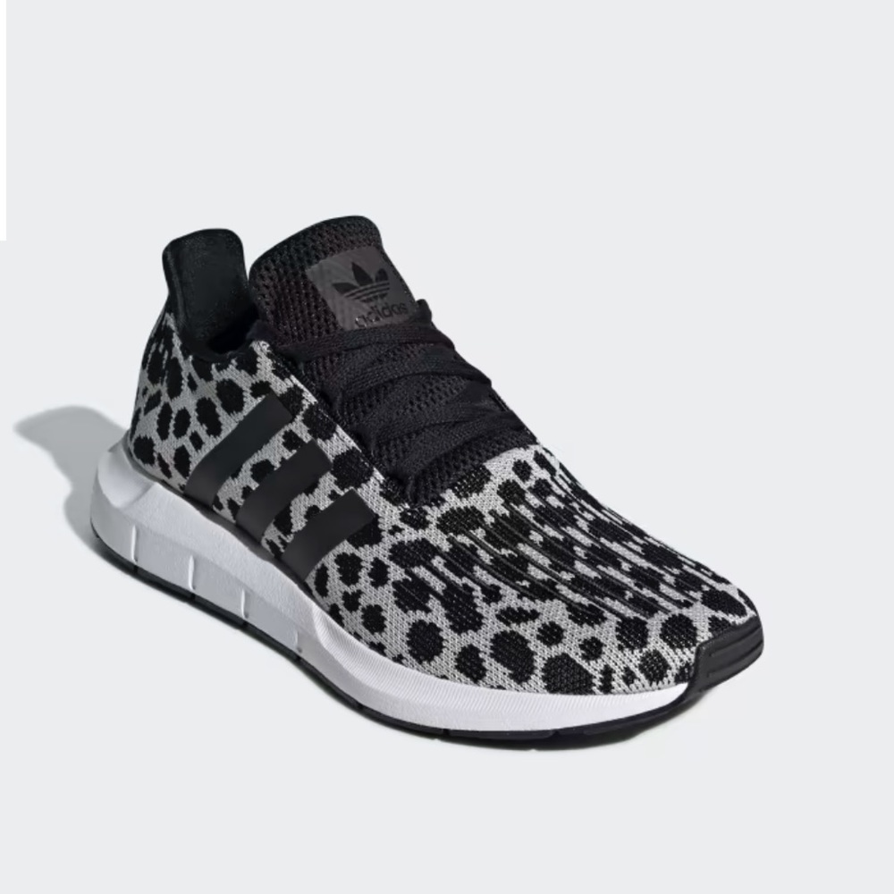 adidas | swift run shoes